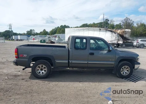1999 Chevrolet Silverado 1500 Ls z USA, uszkodzony, nr VIN 2GCEK19T7X1111792
